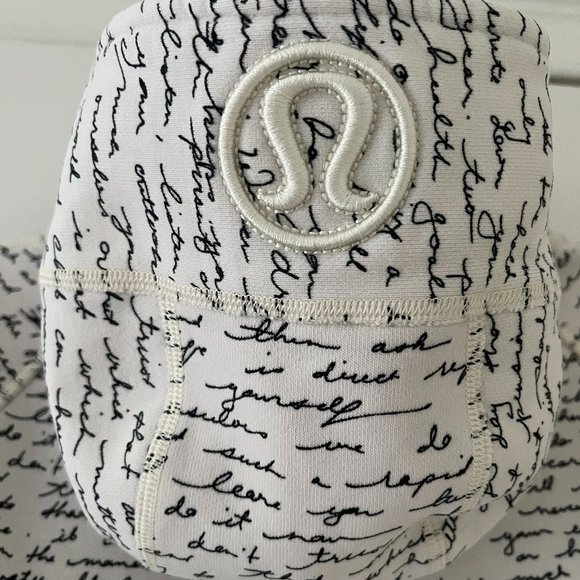Lululemon Scuba Hoodie II White & Black Manifesto Script size 6 rare - Picture 10 of 16